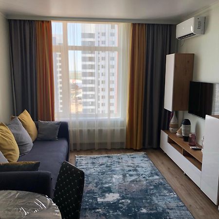Esil Plaza Apartment Astana Extérieur photo