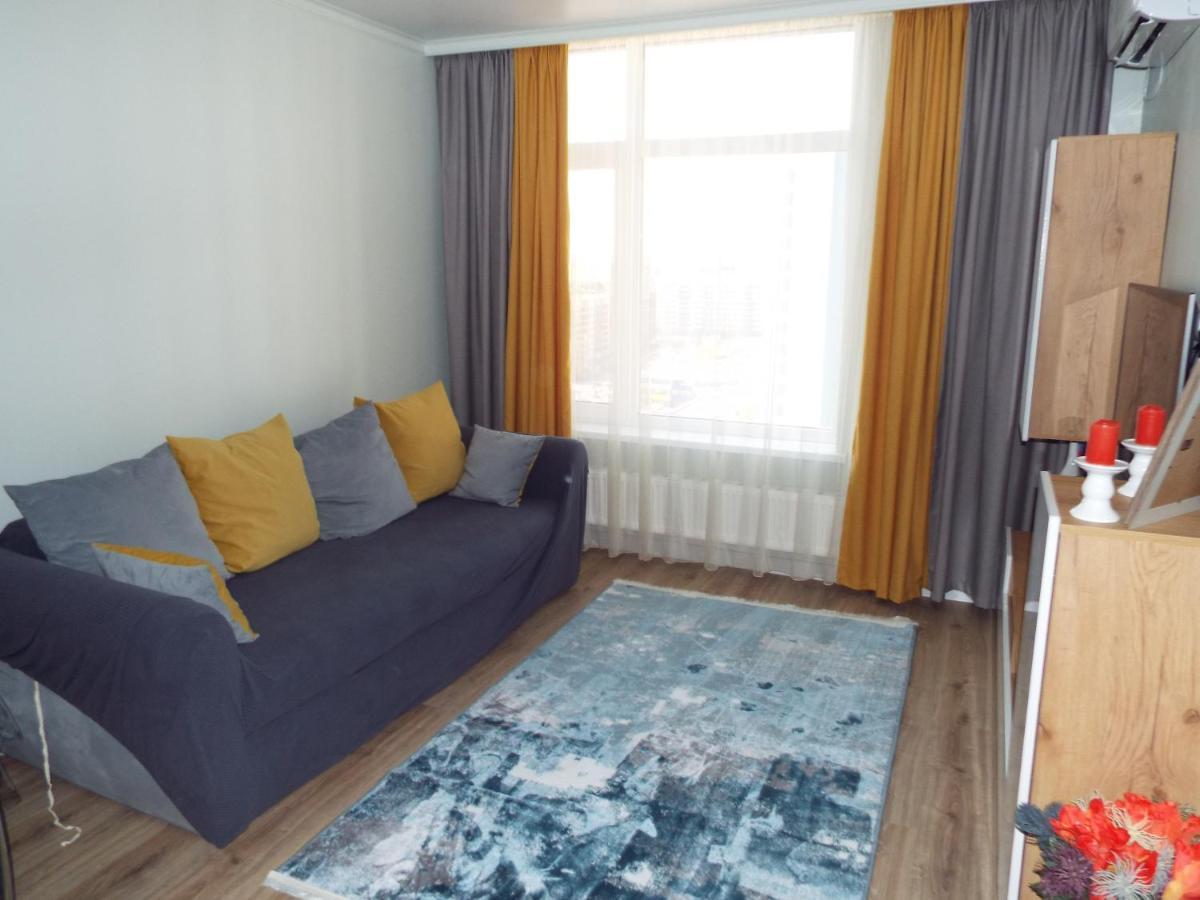Esil Plaza Apartment Astana Extérieur photo